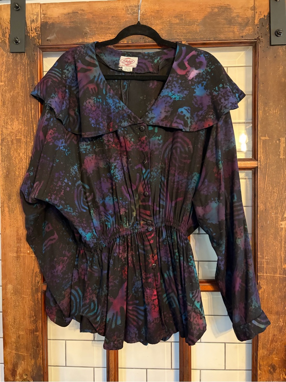 Women's Black Multicolor Button-Front Blouse with Ruffle Collar
